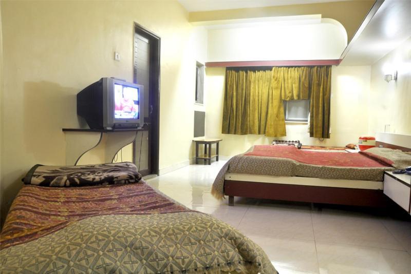 Sharan Hotel Shirdi Camera foto